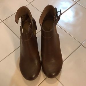 Pierre Dumas ankle boots